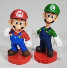 Super Mario Chess Replacement Pieces - Mario (King) & Luigi (Queen)