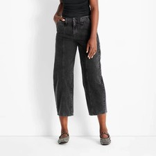 Women's Mid-Rise Barrel Leg Jeans - Future Collective SIZE 10