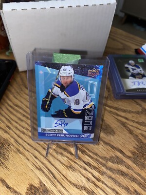2021-22 Sub Zero Blue Autographs Scott Perunovich Auto St. Louis Blues #SZ-45