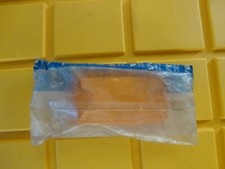 Nos Oe Yellow Sidemarker Lens Volvo 1800ees 142 144 145 164 Tall Version 682772