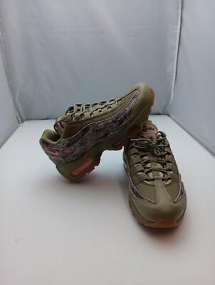Nike Air Max 95 Floral Camo Neutral Olive Sneakers Womens Size  AQ6385-200