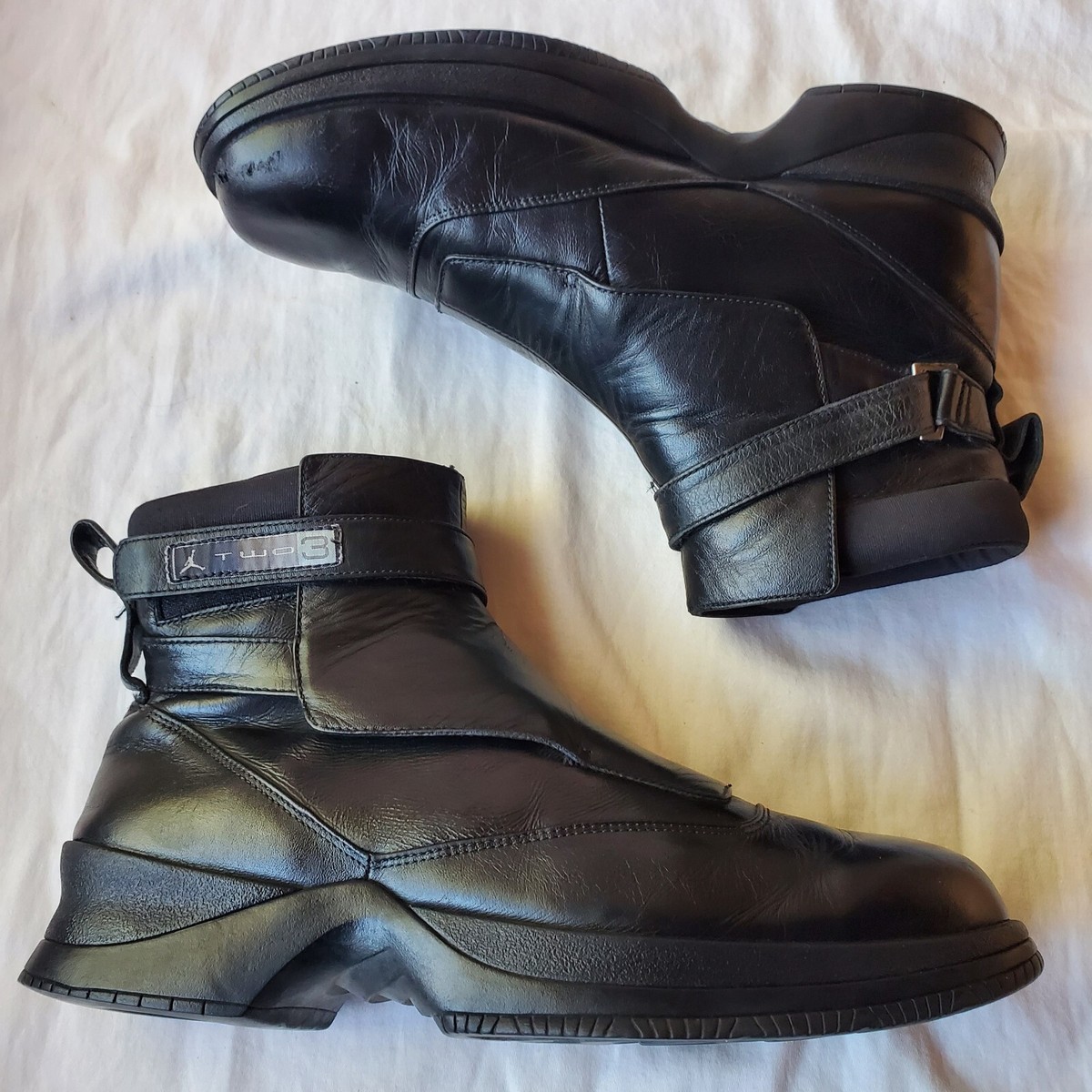 Vintage Nike Air Jordan Two3 Elegante Black 136091-001 Vintage Nike Air Jordan Two3 Elegante Black 136091-001