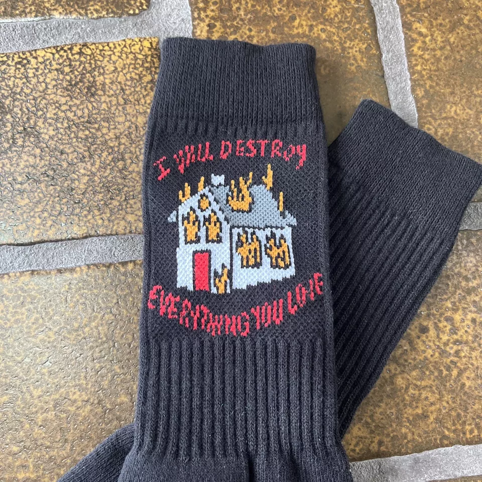 NUEVOS Calcetines I Will Destroy Everything You Love Negro Corte Redondo Foto 3 de 4