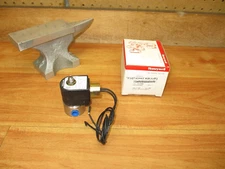 Honeywell 71315SN1GNJ1N0C111P3 *NEW* Skinner Valve Solenoid Parker