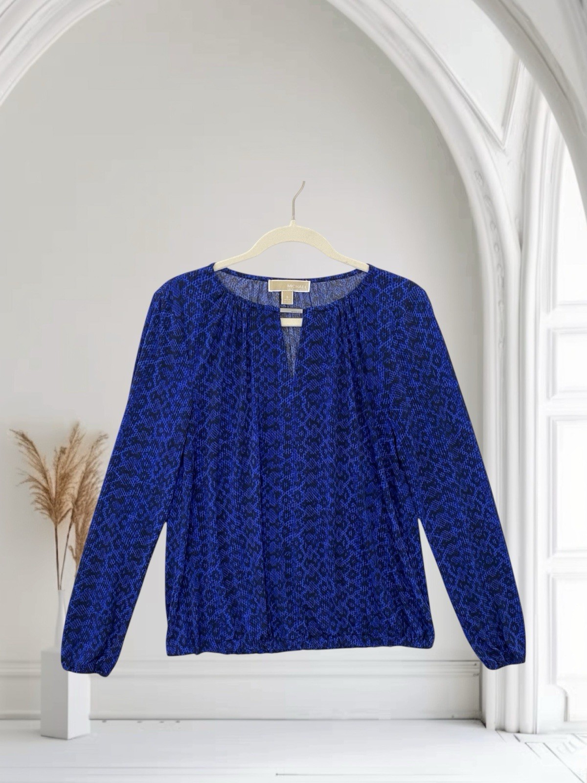 Michael Kors Blue Snakeskin Print Long Sleeve Top Women’s Small Keyhole Neck