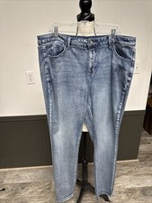 NWOT Laurie Felt Med. Wash Straight Leg Blue Jeans Sz 18wTall