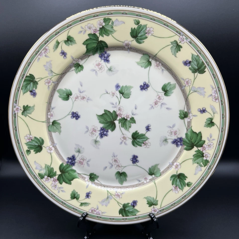 Plato de pastel floral de porcelana con servidor a juego - Andrea de Sadek - Tailandia Foto 3 de 4