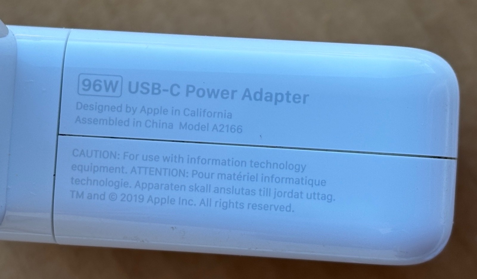 96W ORIGINALE APPLE ALIMENTATORE A2166 PER TUTTI I MACBOOK USB C CARICATORE TOP foto 3