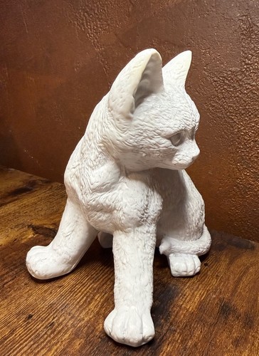 Ceramic Bisque Sitting Cat Kitten Ready to Paint Unpainted U-Paint - Picture 6 of 10
