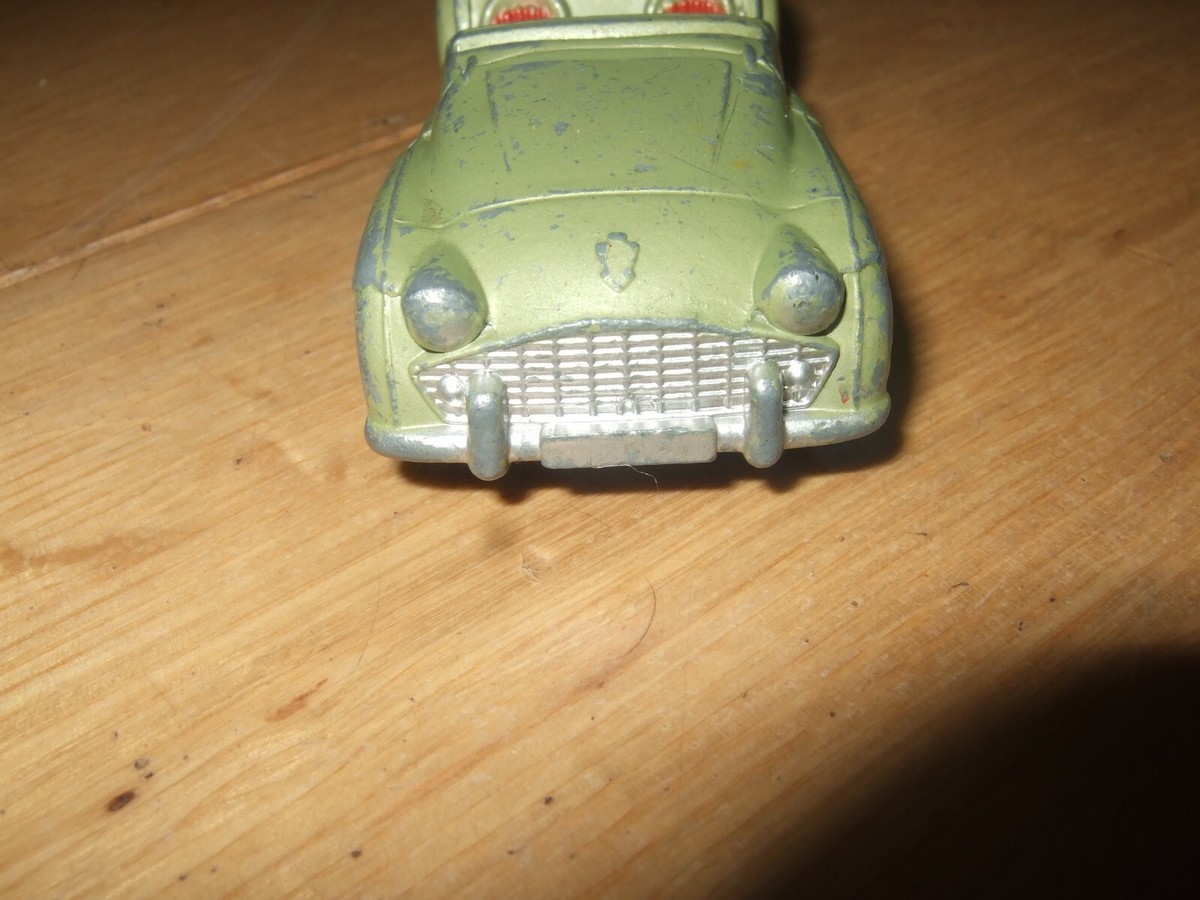 Corgi toys: Triumph TR3 (Gebraucht) in Lausanne für CHF 1 - mit