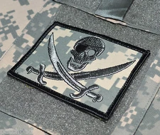 RANGERS PATHFINDER vêlkrö PATCH: ONE-EYE PIRATE SKULL CALICO JACK DIGITAL CAMO