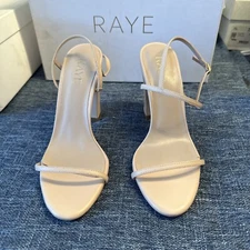 RAYE Strike  HEEL Size 8 A1097