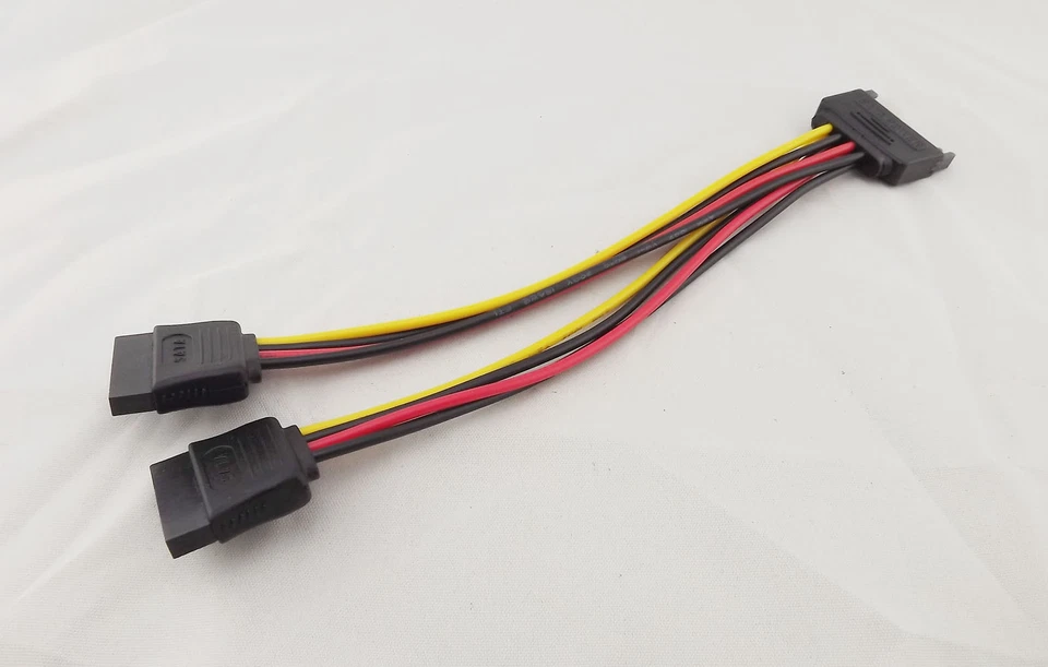 SATA Male 15pin To 2x15 Pin Female SATA Hard Disk Power Splitter Extension Cable - Image 2 of 4