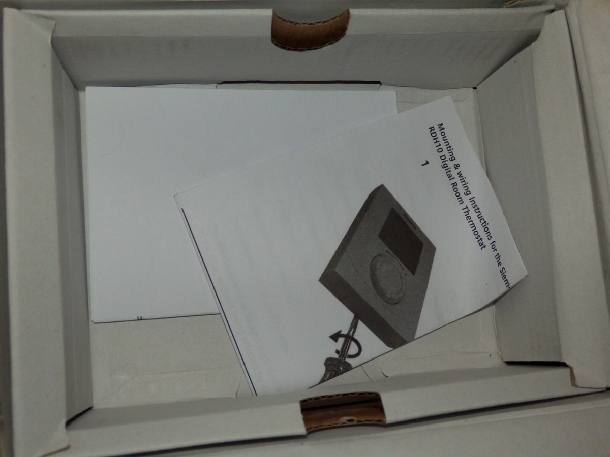 Termostato Digital Siemens RDH10 - Para Calefacción, Rango 5-30°C, Funciona Con 2 Pilas AA