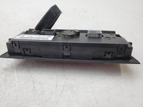 BMW 3 SERIES E91 A/C HEATING CLIMATE CONTROL SWITCHES UNIT 9119686 - Picture 4 of 4