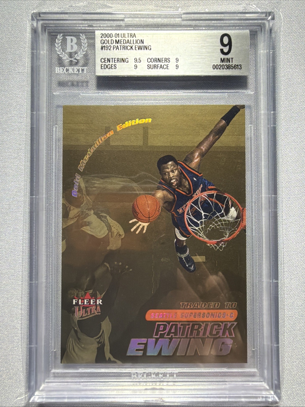 2000 01 Fleer Ultra Patrick Ewing Gold Medallion #192G BGS Mint 9