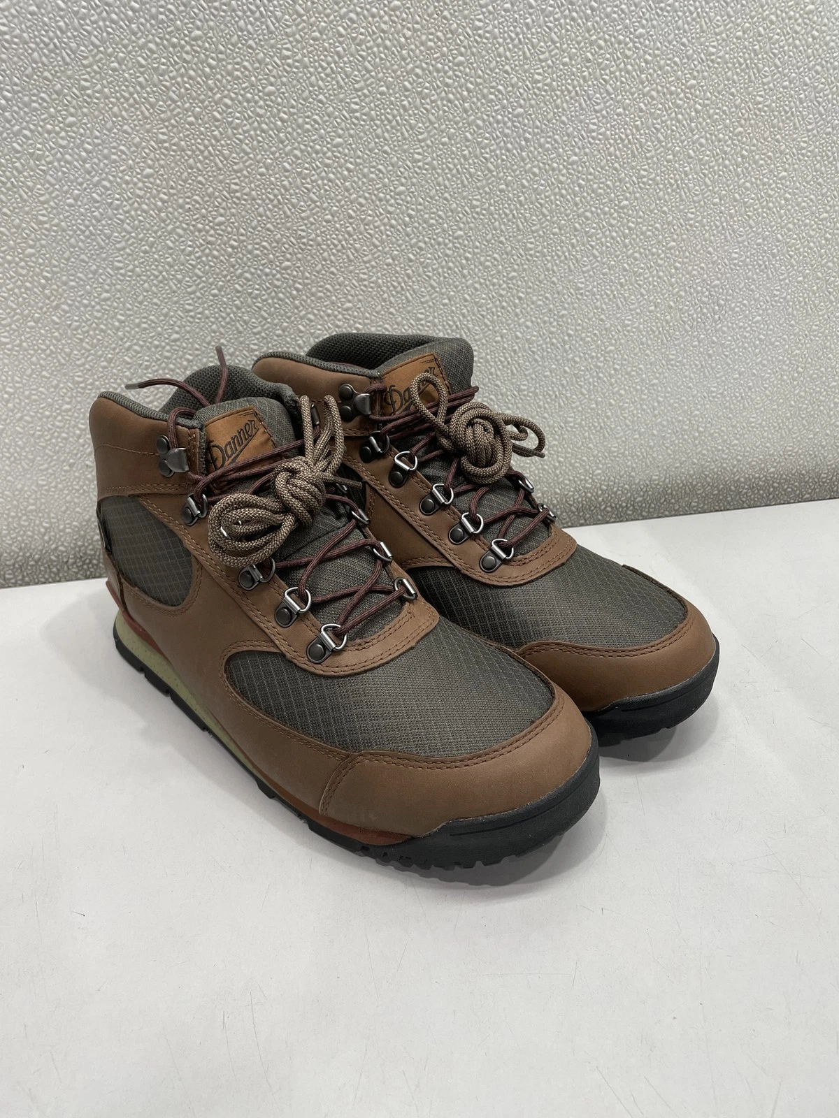 Danner Jag II Waterproof Hiking Ankle Boots, Mens US 8.5 D, Barley