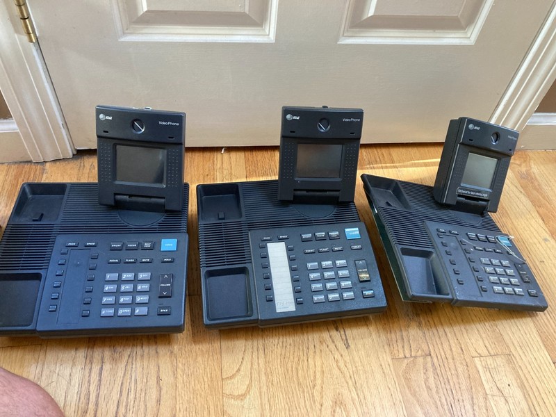 AT&T VideoPhone 2500 w/power supply vintage lot of (3) made-in-USA incomplete