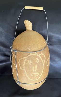 Large Gourd Bottle 4.5 Cups W/ Carrying Handle Unique Natural Calabash W/ Lid