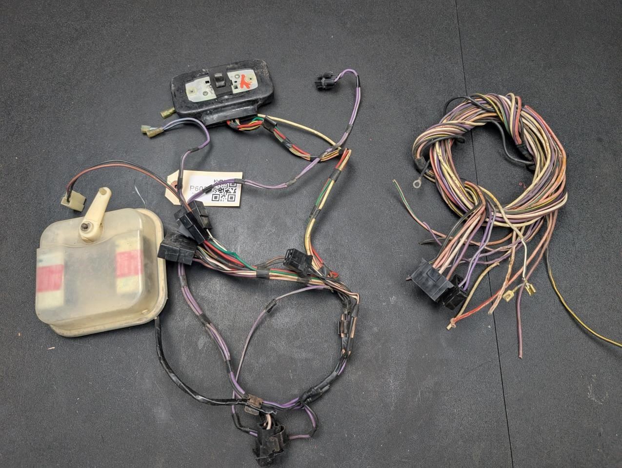 Rear Left Door Lock Solenoid + Wiring Set 1984 Rolls-Royce Silver Spirit 81-88 X