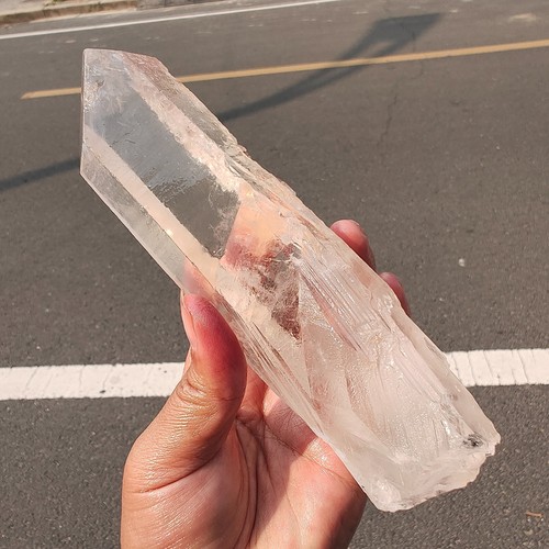 560g Lightntng Strike Penetrator Dolphin Trigger Lemurian Crystal Quartz Y656 - Picture 13 of 13