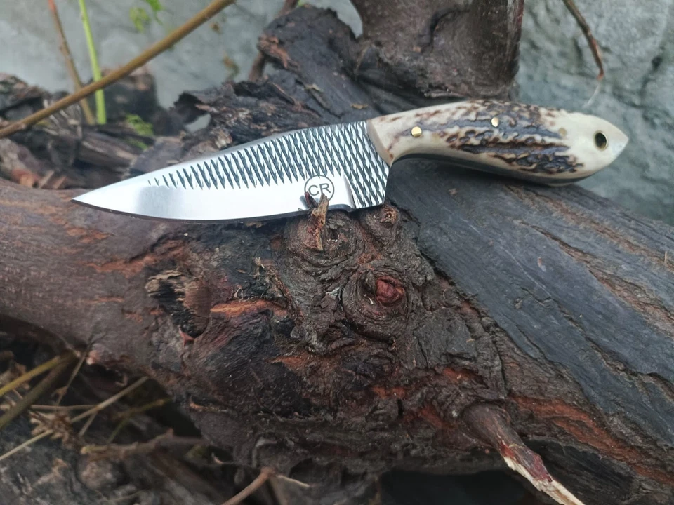 CUCHILLO PELADOR VAQUERO CAZA PERSONALIZADO FORJADO A MANO CON MANGO Y FUNDA CIERVO/CUERNO Foto 2 de 4