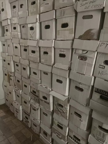 50 Comic Book HUGE lot - All DIFFERENT - Only VALIANT Comics - FREE Shipping! - Picture 2 of 2