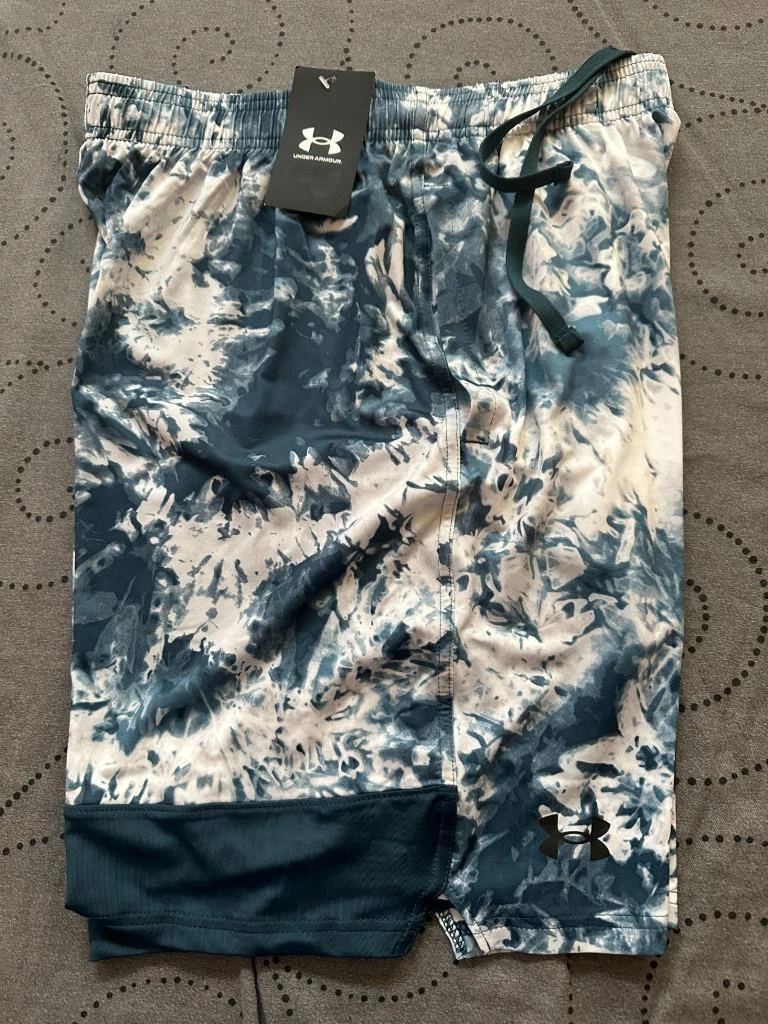 UNDER ARMOUR TRAINING PRINT SHORTS SIZE L MEN NWT $$$$