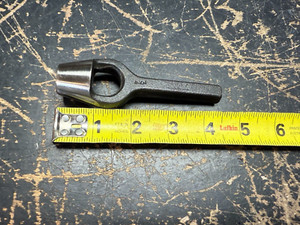 Priory Arch Punch 3/4"