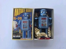 Masudaya R-35 Wind Up Robot Tin Toy 1984 Vintage With Box Japan