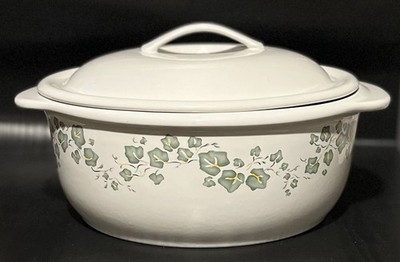 VTG Corelle Coordinates CALLAWAY CASSEROLE DISH & LID 2.5 Qt GREEN IVY Stoneware