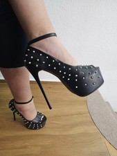 Plateau High Heels EU42 Riemchen Nieten Spikes Schwarz Stilettoabsatz K9