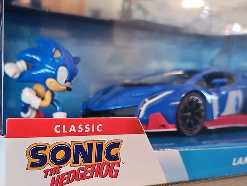 Sonic The Hedgehog Lamborghini Veneno 1:24 Scale Exclusive Diecast Vehicle - Picture 3 of 3