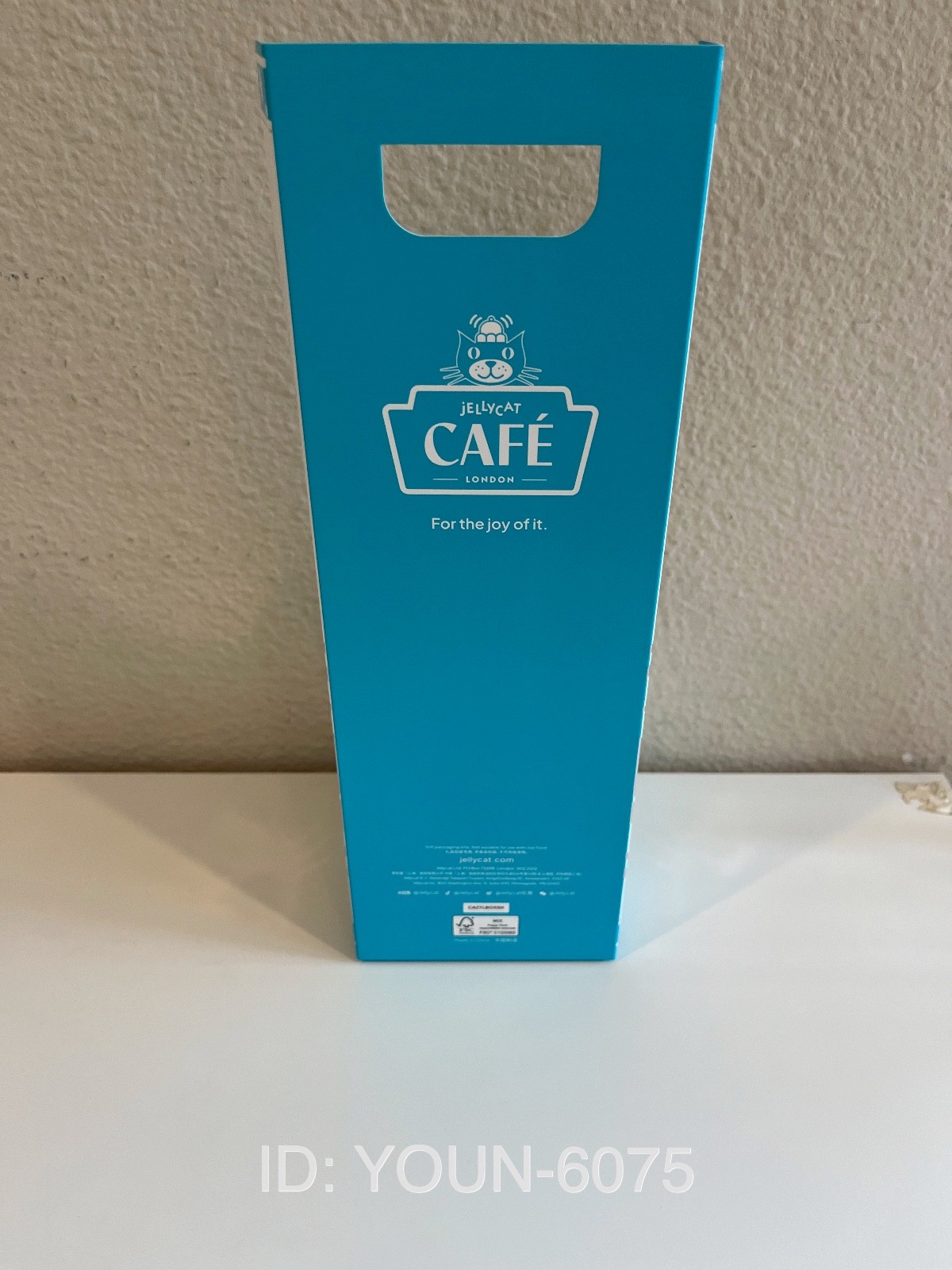 Authentic Jellycat Shanghai CAFÉ Limited Berrity Latte -NWT -Rare - Fast Ship