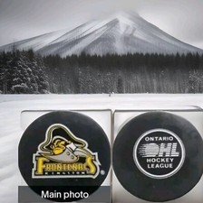 KINGSTON FRONTENACS OHL OFFICIAL HOCKEY PUCK VEGUM MFG. MADE IN SLOVAKIA 🇸🇰
