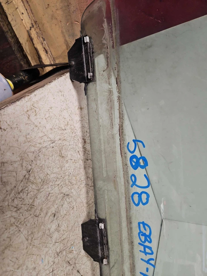 95-00 DODGE STRATUS puerta delantera derecha ventana lado pasajero Rh OEM Foto 2 de 4