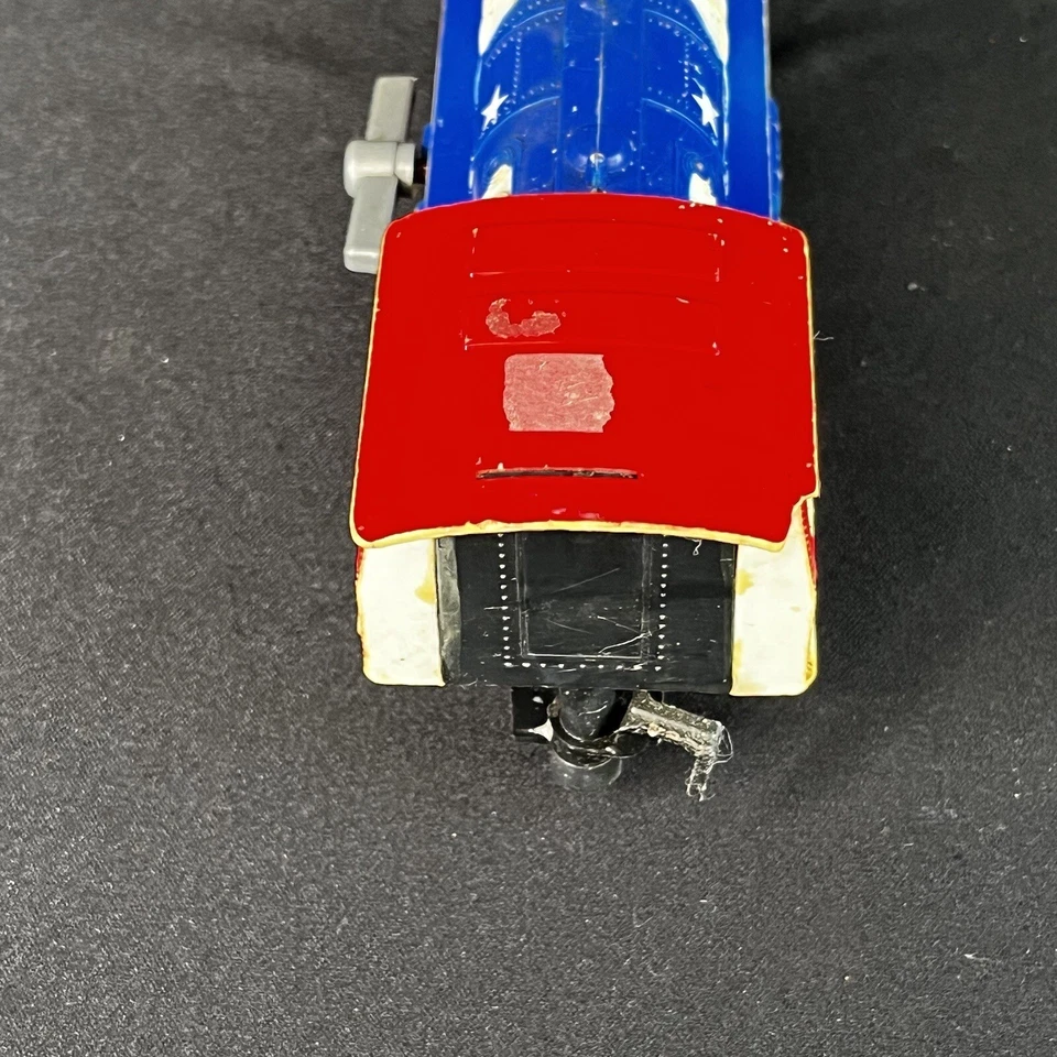 0-6-0 - No. 1776 - Bicentennial Paint Battery Powered Steam Engine - Image 3 of 4