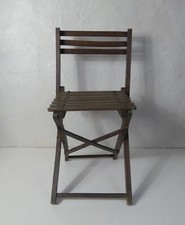 ancienne chaise pliante en bois pour enfant