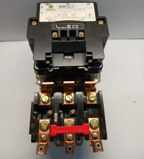 SQUARE D SIZE 3 MOTOR STARTER 8536SE01S COIL 120 V CONTACTS ARE 99.9% GOOD