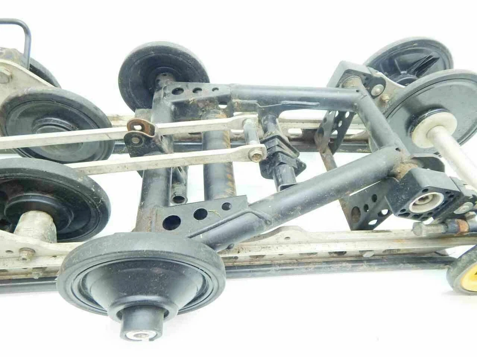 Brazos de rieles de deslizamiento de suspensión trasera Ski Doo MXZ 800R 2008 XP Adrenaline Foto 4 de 4