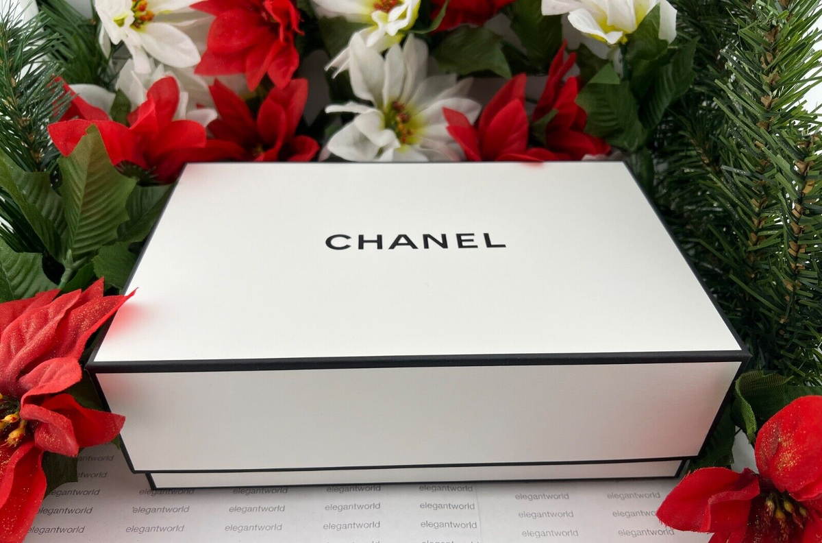 CHANEL Small/Medium Rectangular Empty Gift Storage Box 8.5