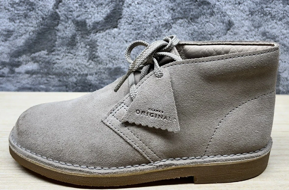 Clark’s Kids | The Original Desert Boots Suede | Tan Size 1 - Image 4 of 4