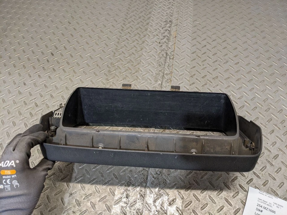 Mazda B2000 B2200 B2600 1986-1993 tablero cuadro moldura bisel con regulador interruptor 1173971 Foto 3 de 4