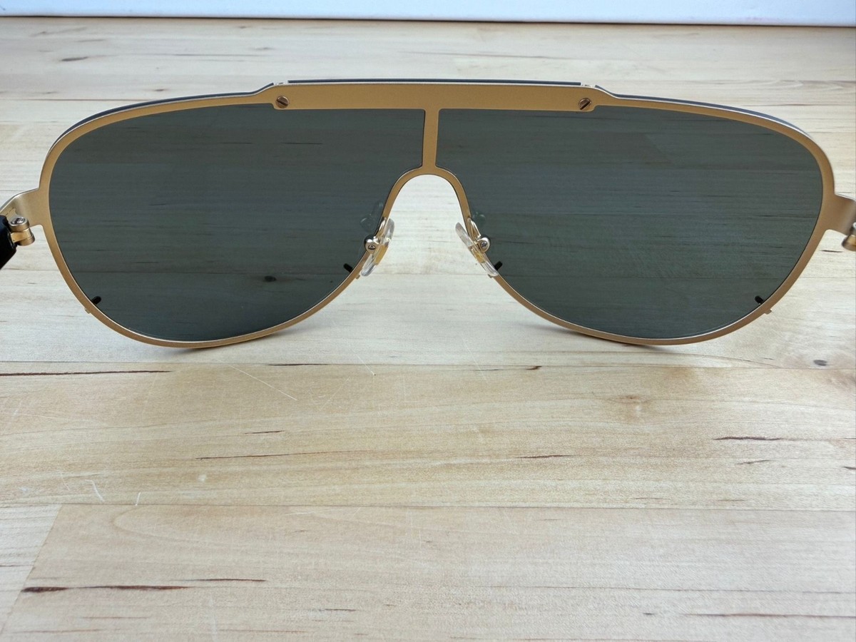Versace VE2140 Sunglasses Gold Black Shield Medusa Visor  display picture 2