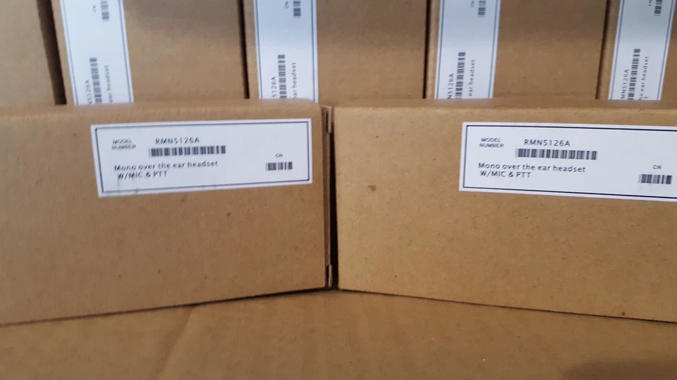 LOT OF 50 Motorola Mono over the ear Headset W/ Mic & Push-to-Talk RMN5126A - Image 3 of 4