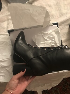 SIGERSON MORRISON black leather pointed toe lace up boots sz