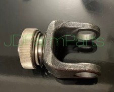 John Deere Universal Joint Yoke AM100862   655 755 855 955 F935 Mower Deck