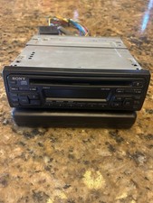 SONY CDX-5090 ￼ car stereo/CD player good w...