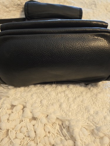 Sporty Black Leather Backpack - Bild 5 von 5