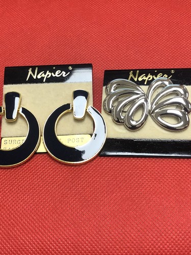 VTG NAPIER SET OF TWO GOLD SILVER TONE DANGLE ENAMEL STUD EARRINGS NOS NWT